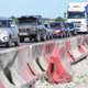 На КПП в Абхазии сотни машин встали в пробку после атаки БПЛА на Сочи: что сейчас происходит на юге России
