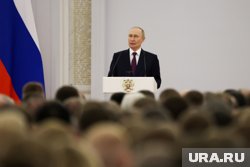 Путин провел встречу с лучшими выпускниками российских военных вузов