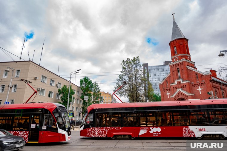 Работу общественного транспорта в Перми продлят