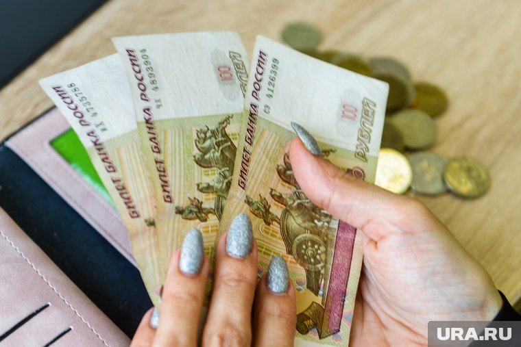 Люди часто теряют накопления из-за невыгодных вложений