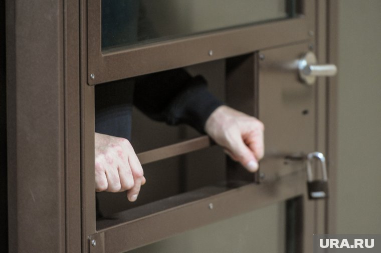 Сейчас шестеро подозреваемых находятся под стражей