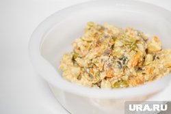 Изначально оливье даже не был салатом, это было полноценное мясное блюдо из вареного филе рябчика