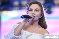 Певица МакSим тепло оценила танцы людей в камуфляже