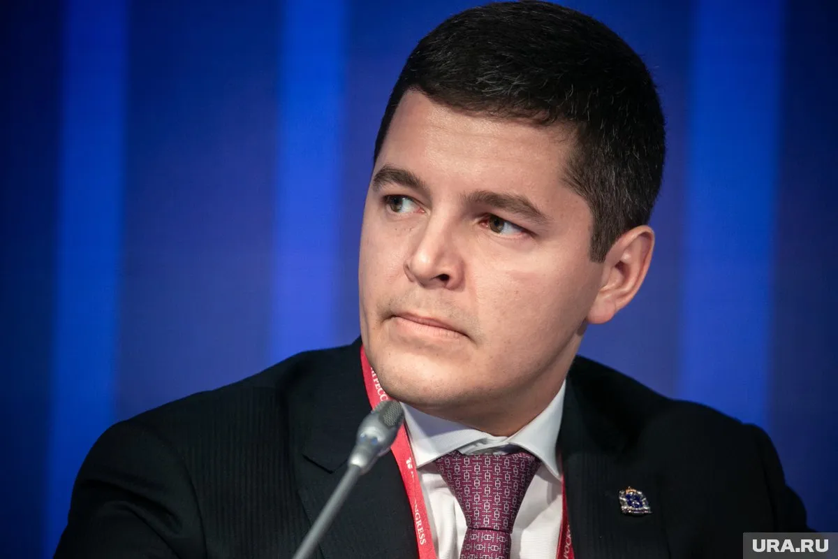 В ходе выступления Дмитрий Артюхов расскажет об основных трендах, которым будет следовать Ямал в 2025 году