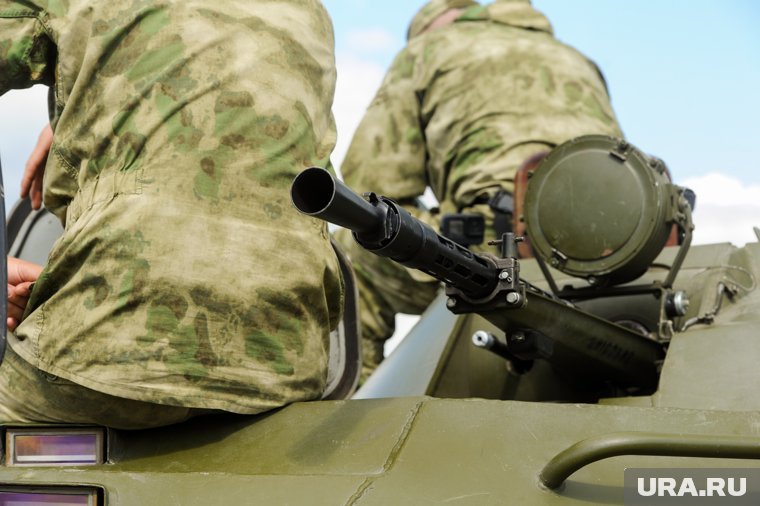 Участвовавшего в драке в Луганске военного РФ отправили на передовую