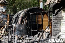 Огонь уничтожил дом и постройки под Курганом, охватив площадь 300 квадратов (архивное фото)
