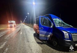 Микроавтобус следовал из Волгограда в Астрахань