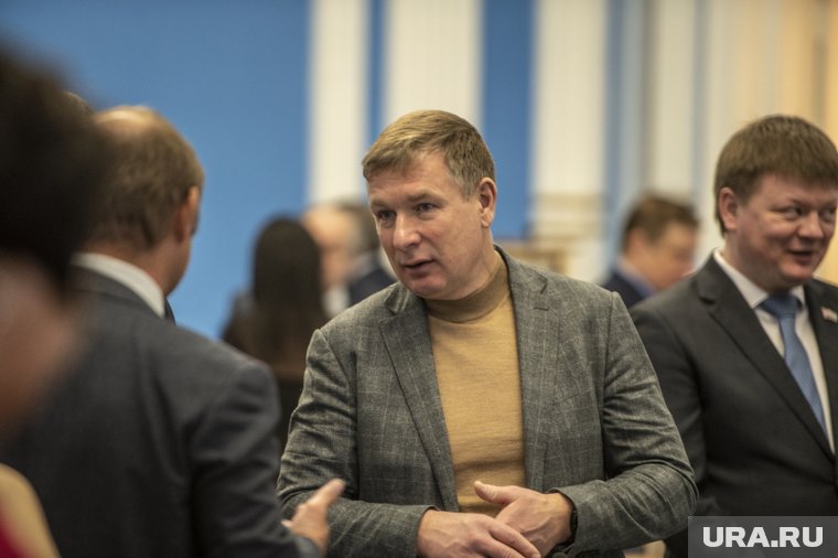 Депутаты поддержали награждение Алексея Раева знаком отличия