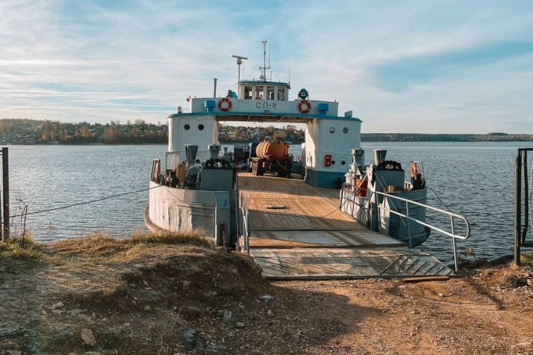 Паром официально разрешили спустить на воду