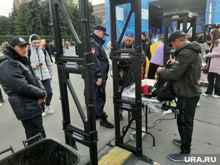 В ближайшие дни безопасность горожан будут обеспечивать сотрудники полиции, ЧОП, дружины и казачества