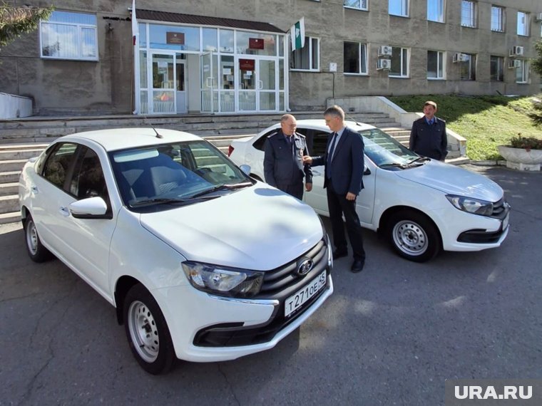 Новые автомобили помогут инспекторам в двух курганских округах