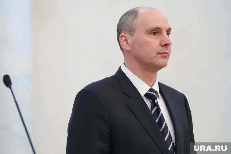 Денис Паслер заявил, что нужно уделять внимание росту заработной платы