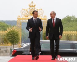 Путин и Макрон договорились продолжить контакты по ситуации на Ближнем Востоке