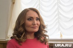 В контракт входит гонорар, проживание в отеле и перелет из Москвы 