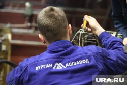 Студенты из Тюмени познакомились с курганским военным заводом