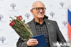 Александр Митта 10 дней находится в больнице