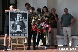 В Португалии простились с футболистом Жотой, который погиб в ДТП 3 июля