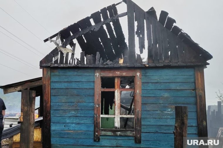 В доме собрались более 10 подростков, они отмечали день рождения