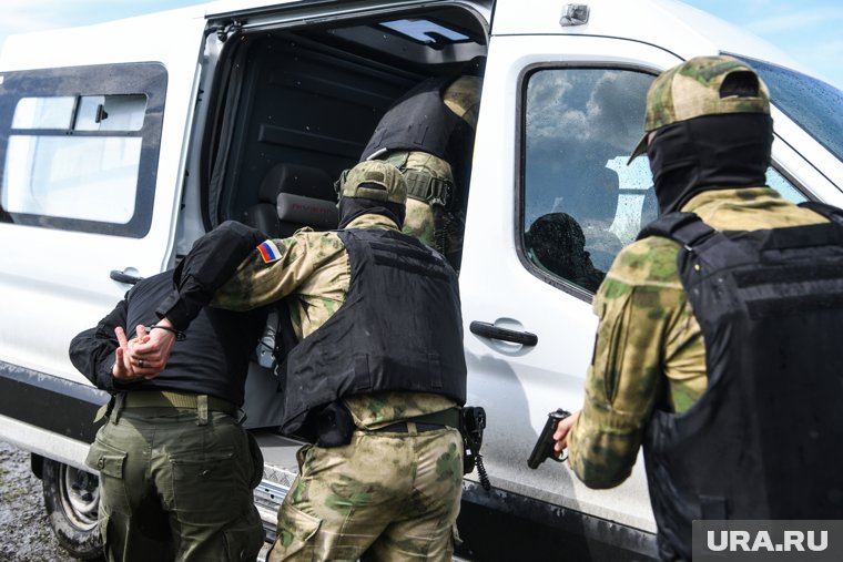 Задержанный чиновник передавал Киеву сведения о защите объектов приграничных областей и дислокации ВС РФ