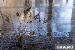 Не подтопленной остается центральная дорога на дальних дачах
