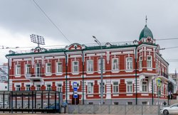 Власти рассматривали перенос здания на другое место
