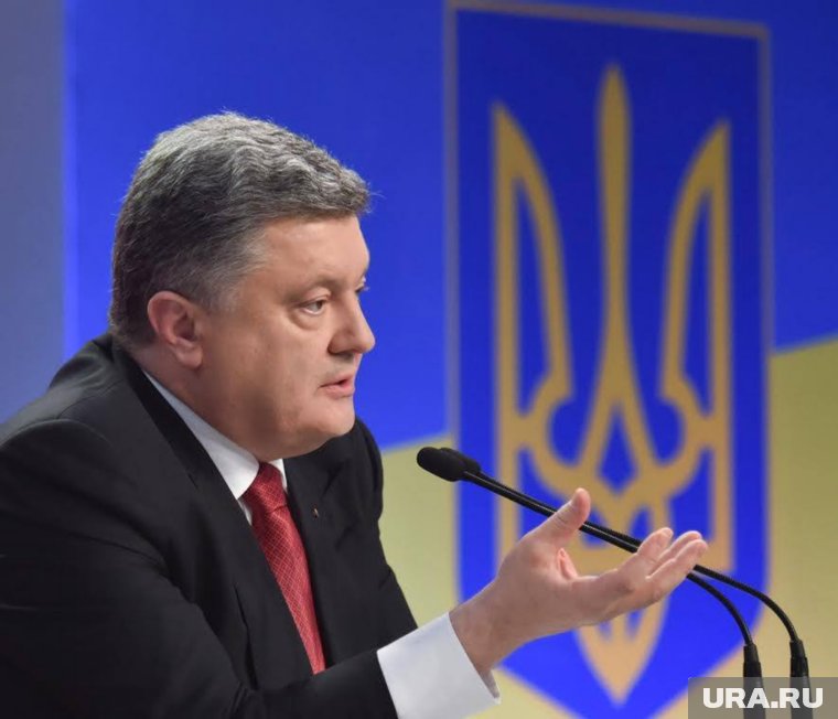 Порошенко* считает, что приглашение Украины в НАТО поможет предотвратить ядерную войну