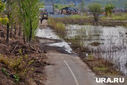 Паводок отрезал доступ к нескольким СНТ в Ишиме