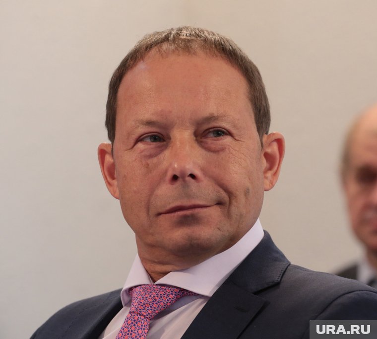 Виктор Суетин предпочел заниматься бизнесом, а не политикой