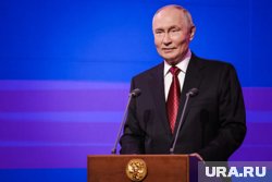 Путин приехал на полигон «Мулино» в военной форме