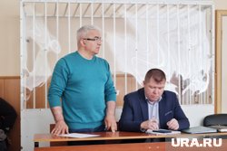 Следком переделал обвинение по пожарам курганскому экс-чиновнику Галустов (слева)