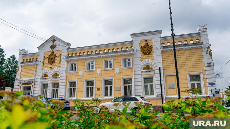 В доме успело пожить 15 пермских губернаторов