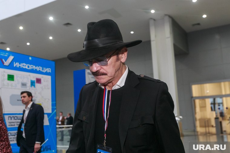 Боярский не будет выступать на сцене до конца сезона