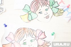 Дети должны чувствовать эмоциональную поддержку, чтобы плодотворно говорить о школе, заявила психолог