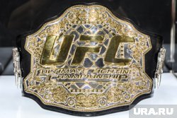 Российский боец одержал победу на турнире UFC