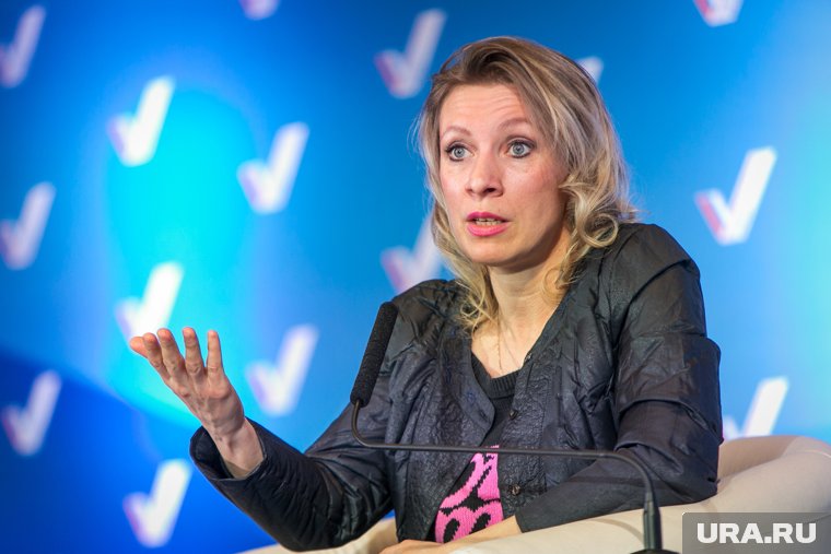 Захарова уличила Зеленского в желании набить собственный карман за счет украинского народа