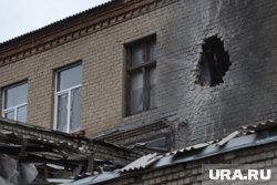 Появились кадры с места взрыва у музея в Луганске