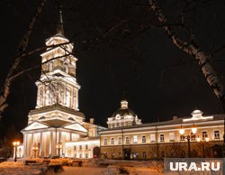 Здание Кафедрального собора открывает проспект
