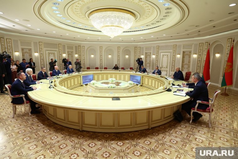 Товарооборот превысил полмиллиарда долларов за год