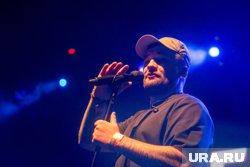 Исполнитель представил любимые всеми хиты