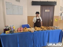 Буфет на избирательном участке в Мегионе