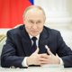 Многодетные семьи повеселили Путина во время встречи: спящие дети, песни и стихотворения
