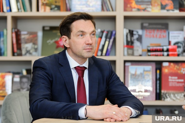 Алексей Лошкин поручил главам районов поставить на контроль работу с аварийными деревьями