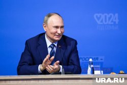 Владимир Путин представил к наградам трех челябинских медиков, двух ученых и судью