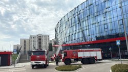 На «Белгород Арене» начался пожар после падения беспилотника
