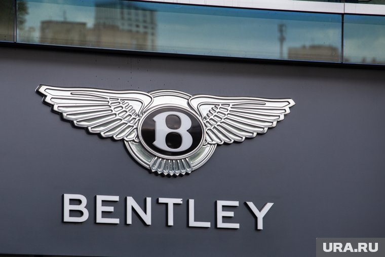 Автомобиль Bentley продают в Сургуте за 100 миллионов рублей