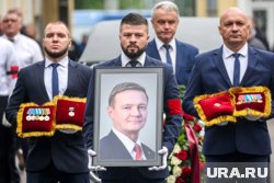 В Санкт-Петербурге завершились похороны Старовойта