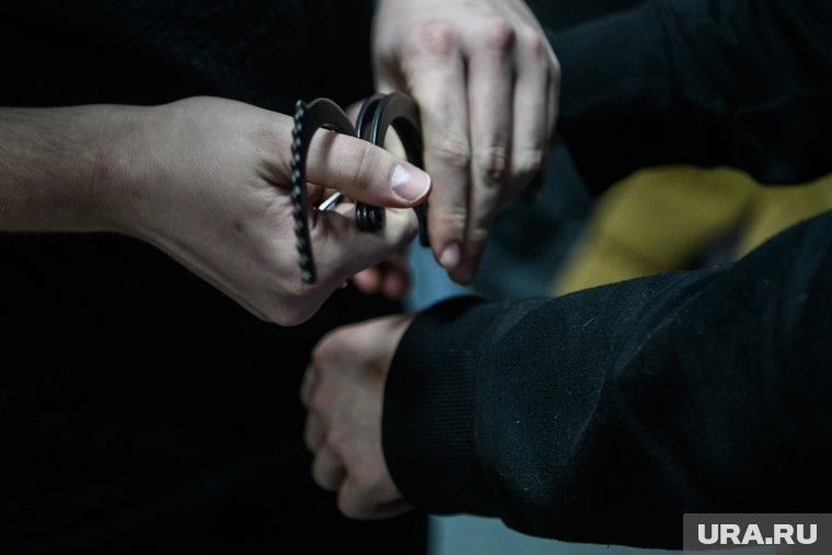 Сотрудники УФСБ России по Ростовской области задержали Лысенко по подозрению во взятке