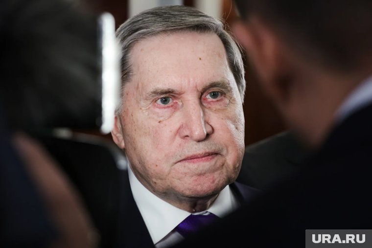 США активно влияют на Европу, заявил Ушаков
