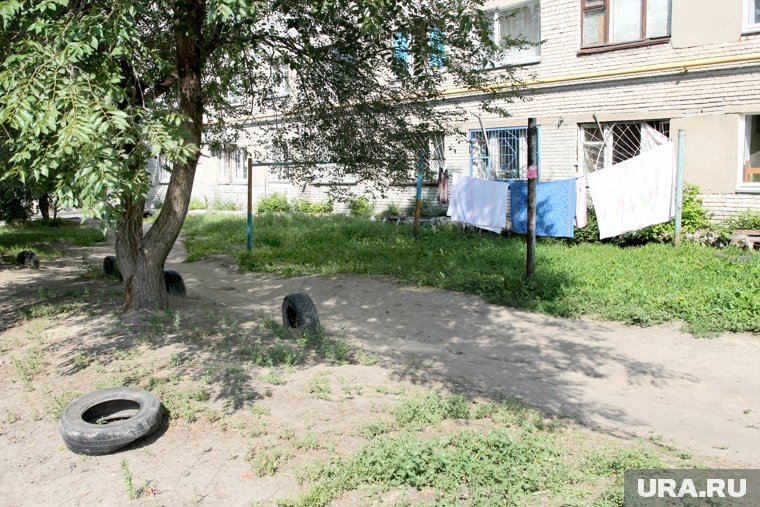 Тело ребенка обнаружили возле одного из домов в Березниках (архивное фото)