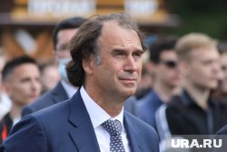 Курганский депутат ГД Лисовский раскритиковал общественное авто за непригодность для семьи